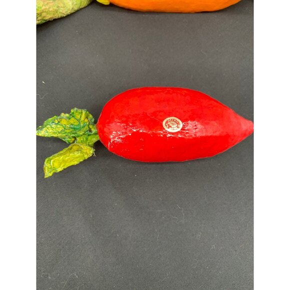Vintage Handcrafted Paper Mache Fruit & Vegetable Set Of 8 Decorative Pieces Sta - Picture 2 of 10